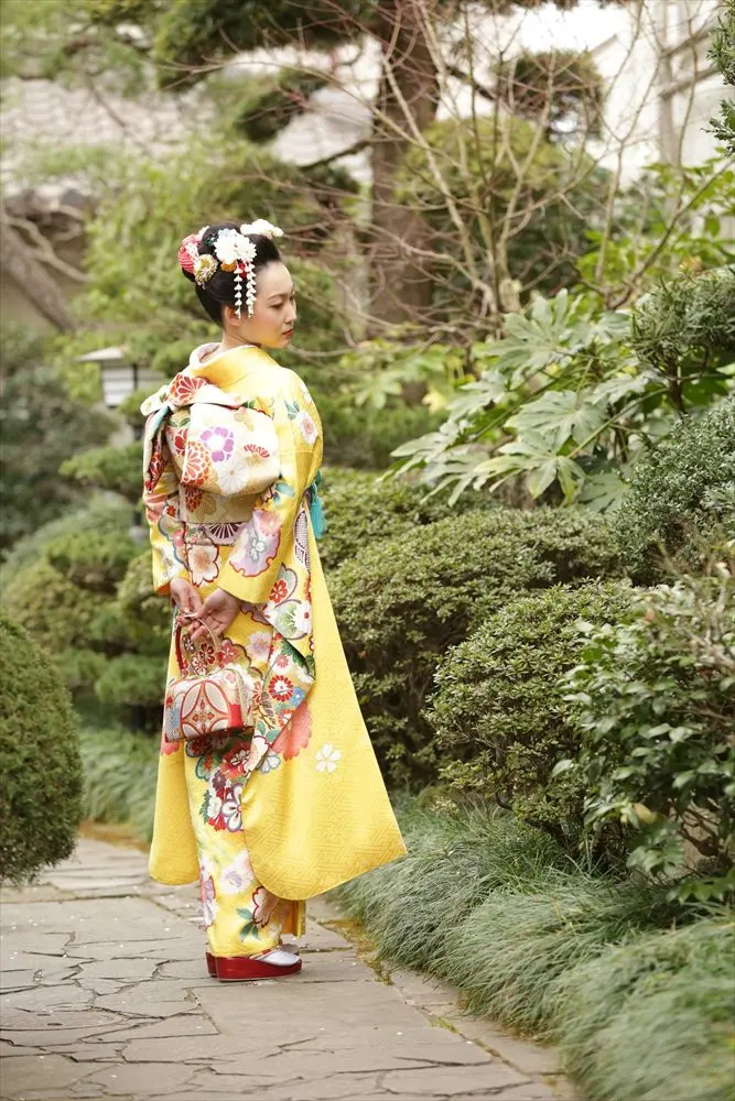 祝令和４年ご成人/神栖市