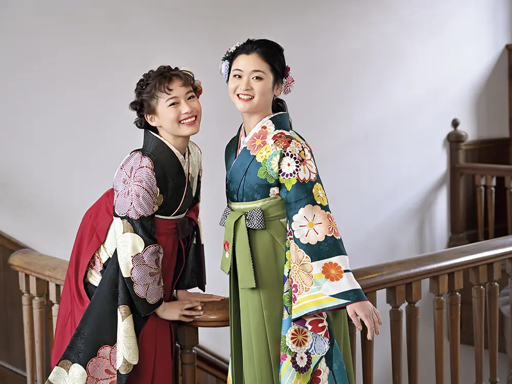 卒業袴と振袖の違い 装いの意味と、準備のコツお伝えします！ | 千葉県
