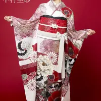 中村里砂　振袖のみ　6/22まで出品 九重×中村里砂 RN562 | 千葉県で成人式の振袖レンタル・購入・前