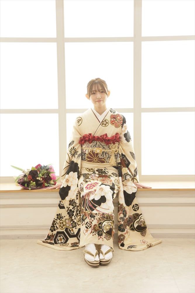 白　黒　花
