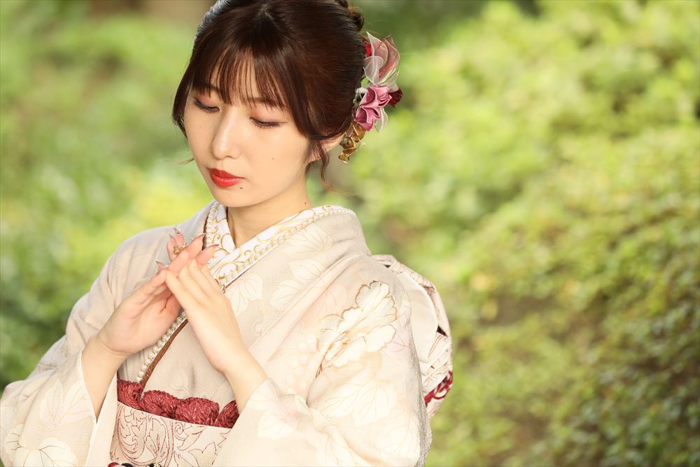 白　花
