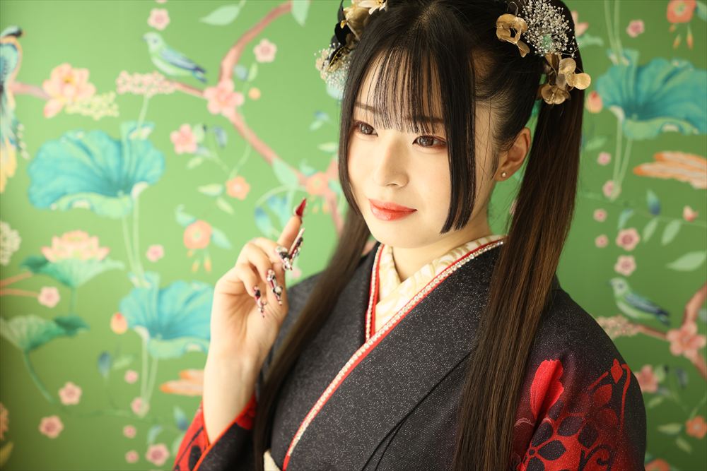 黒　赤　バラ　