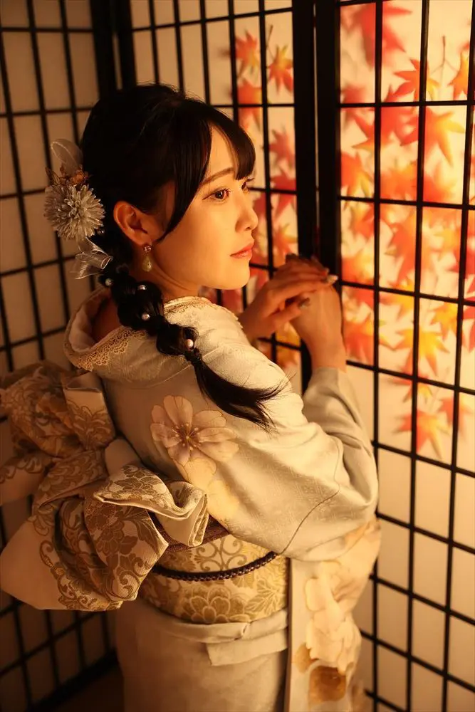 くすみブルー　花