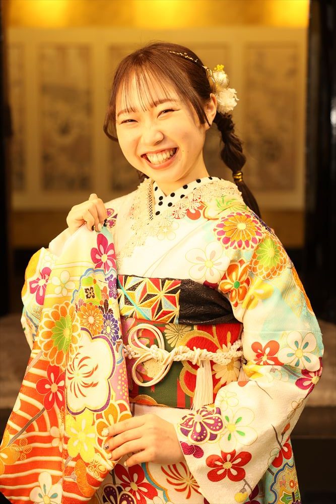 白　オレンジ　花