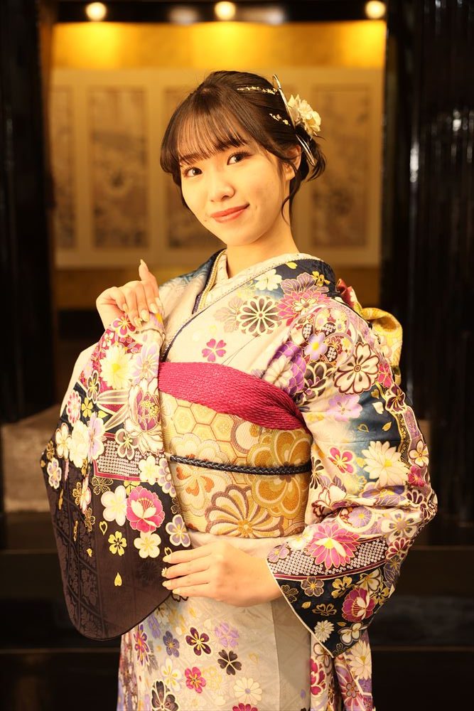 白　紫　花
