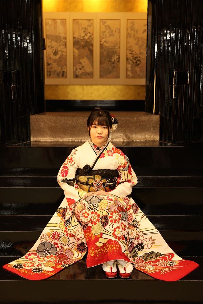 白　赤　花