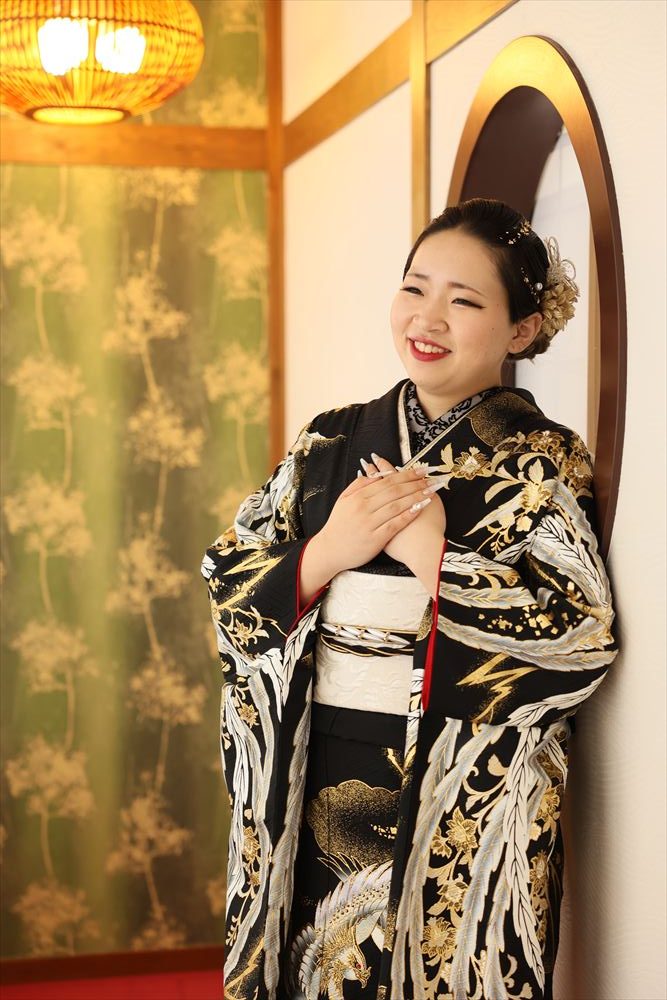 黒　金　シルバー　花