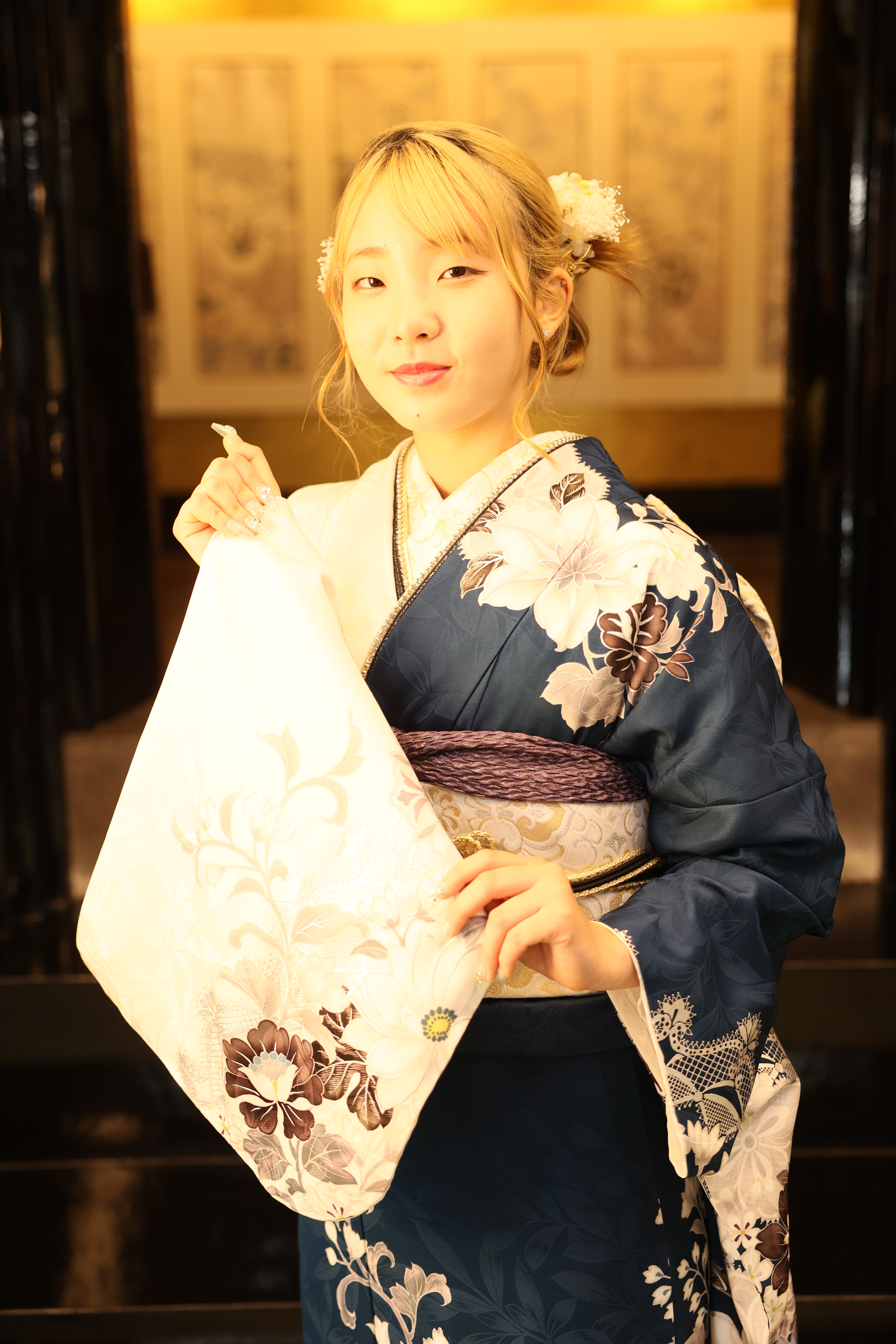 紺　白