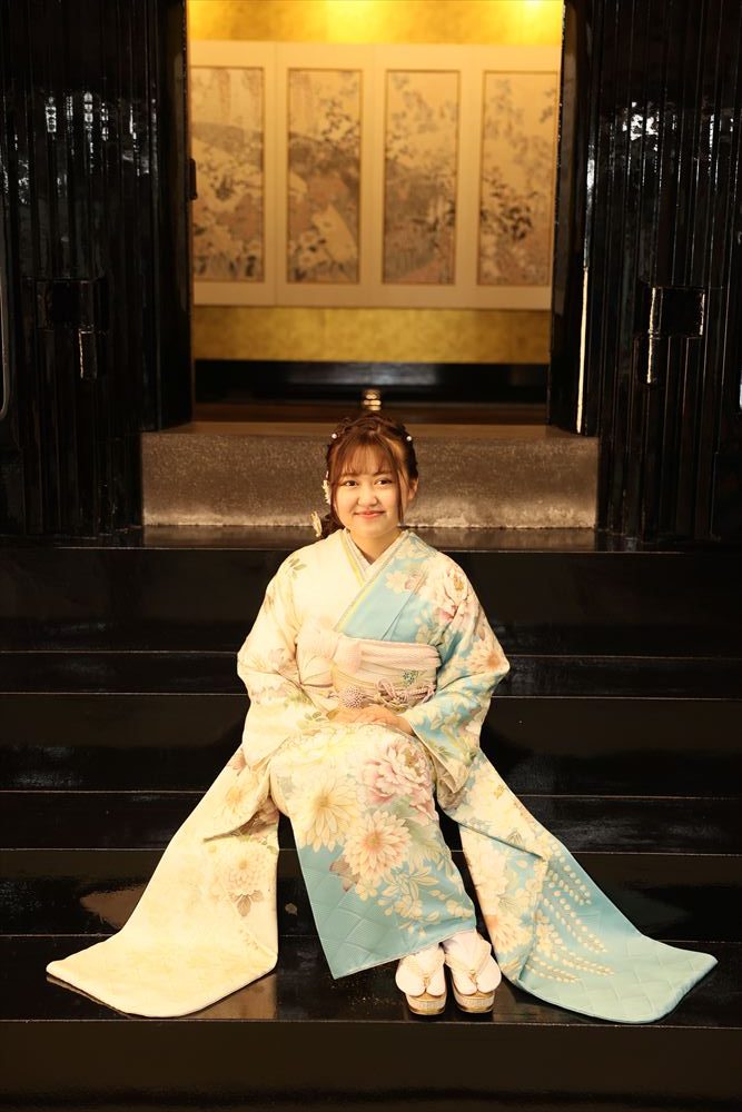 白、水色、花