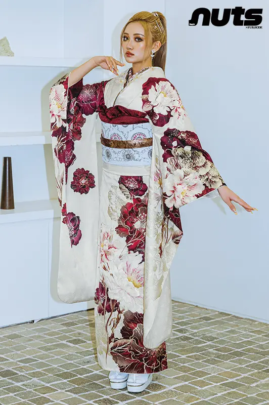 九重×中村里砂 RN581 | 千葉県で成人式の振袖レンタル・購入・前