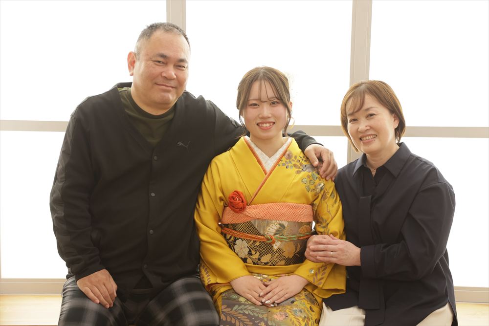 ママ振り　黄色