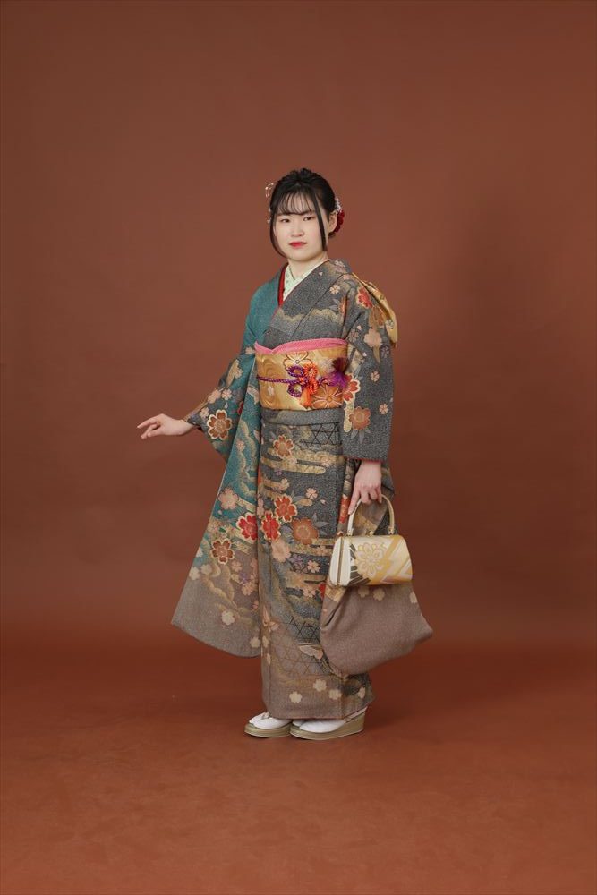 ママ振り　くすみ