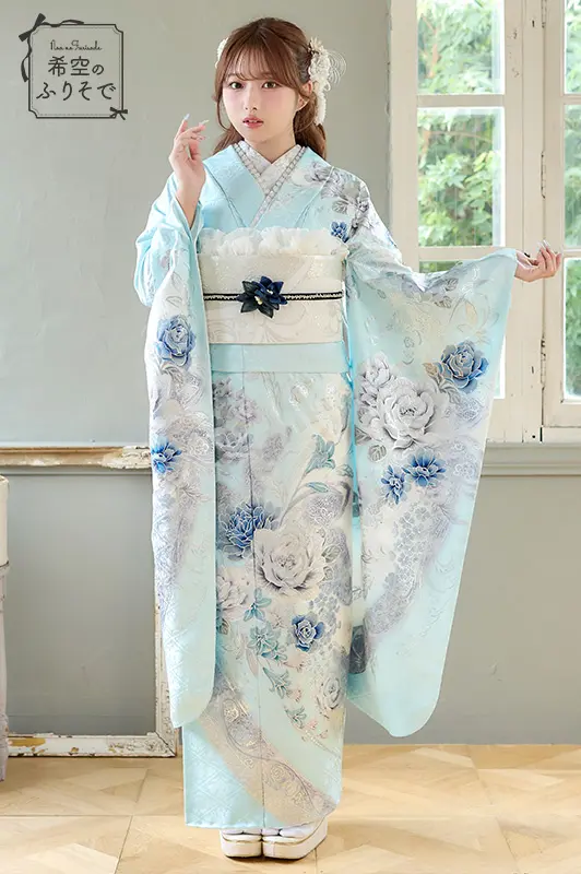 葵衣×V（サンク） No.331 金彩向かい鶴に菊 | 千葉県で成人式の振袖